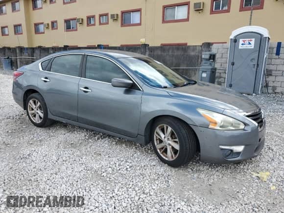 2015 Nissan Altima SV с VIN 1N4AL3AP1FC160958, выставлен на аукционе Copart как лот 85200265 с пробегом 128 000 миль миль и Списание • Salvage title. История ставок и продаж доступна на DreamBid. Изображение 4.