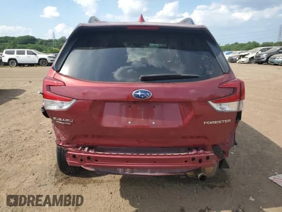 2020 Subaru Forester Premium с VIN JF2SKAGC3LH550261, выставлен на аукционе Copart как лот 63109305 с пробегом 55 608 миль миль и Списание • Salvage title. История ставок и продаж доступна на DreamBid. Изображение 6.