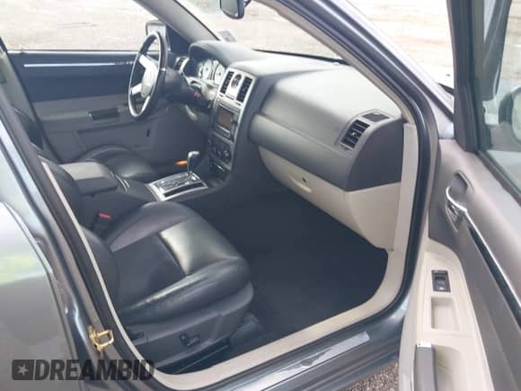 2006 Chrysler 300 C SRT-8 with VIN 2C3LA73W66H523504, listed as a IAAI auction lot 42483103 with 61,560 mi miles and . Bid and sale history available at DreamBid. Image 5.