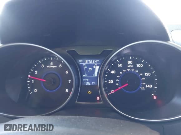 2012 Hyundai Veloster w/Black Int с VIN KMHTC6AD2CU052067, выставлен на аукционе IAAI как лот 42261316 с пробегом 187 234 миль миль и . История ставок и продаж доступна на DreamBid. Изображение 7.