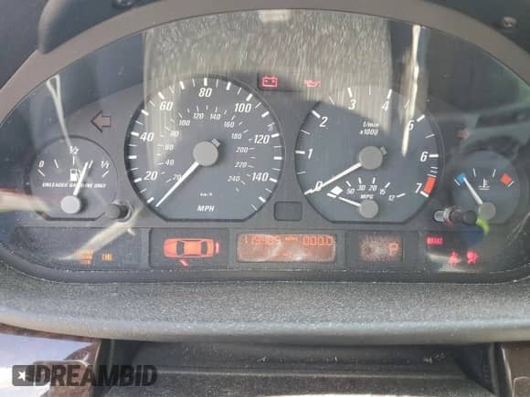 2004 BMW 3 Series 325Ci with VIN WBABD33454PL00351, listed as a Copart auction lot 67689235 with 119,485 mi miles and Clean title. Bid and sale history available at DreamBid. Image 9.