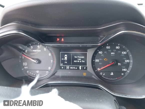 2023 Chevrolet TrailBlazer LT z VIN KL79MRSL1PB144577, wystawiony jako IAAI lot #43376345 z przebiegiem 36 216 mil mil oraz . Historia ofert i sprzedaży dostępna na DreamBid. Obrazek 7.