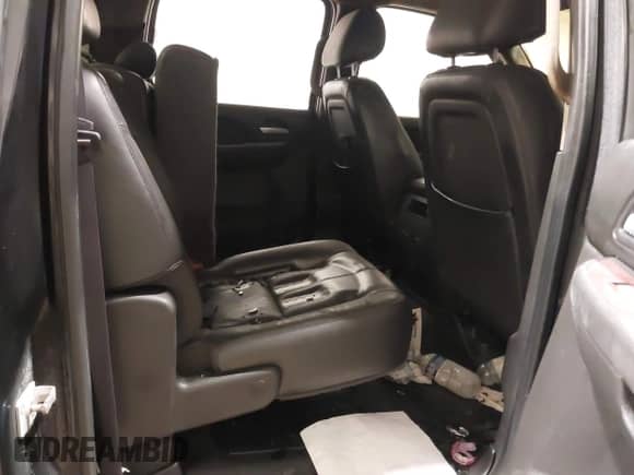 2011 Chevrolet Silverado 2500HD LTZ z VIN 1GC1KYC85BF157375, wystawiony jako IAAI lot #41343324 z przebiegiem Nie podano mil oraz . Historia ofert i sprzedaży dostępna na DreamBid. Obrazek 8.