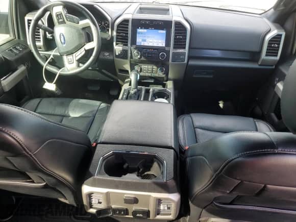 2019 Ford F-150 XL z VIN 1FTEW1E43KKF10050, wystawiony jako Copart lot #82446165 z przebiegiem 81 986 mil mil oraz Szkoda całkowita • Salvage title. Historia ofert i sprzedaży dostępna na DreamBid. Obrazek 8.