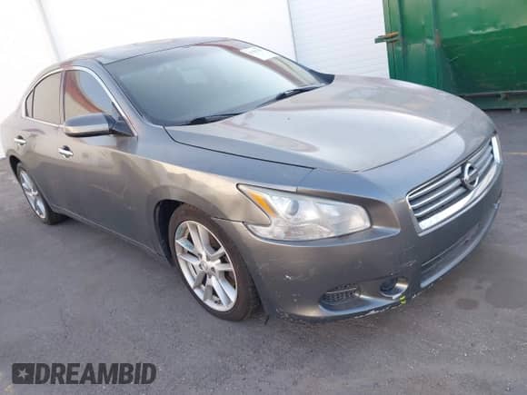 2014 Nissan Maxima SV with VIN 1N4AA5AP8EC459878, listed as a IAAI auction lot 41307302 with 152,328 mi miles and . Bid and sale history available at DreamBid. Image 1.