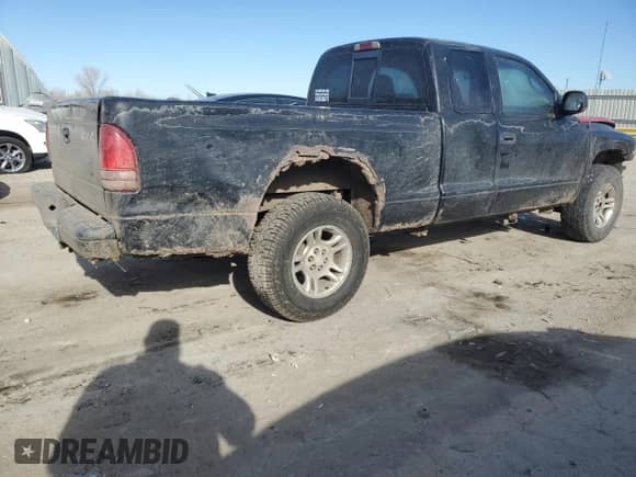 2002 Dodge Dakota Sport с VIN 1B7GG32N52S509111, выставлен на аукционе Copart как лот 83891414 с пробегом 253 430 миль миль и Списание • Salvage title. История ставок и продаж доступна на DreamBid. Изображение 3.