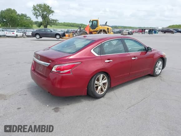 2015 Nissan Altima S с VIN 1N4AL3AP7FC131741, выставлен на аукционе IAAI как лот 42758155 с пробегом 127 651 миль миль и . История ставок и продаж доступна на DreamBid. Изображение 4.