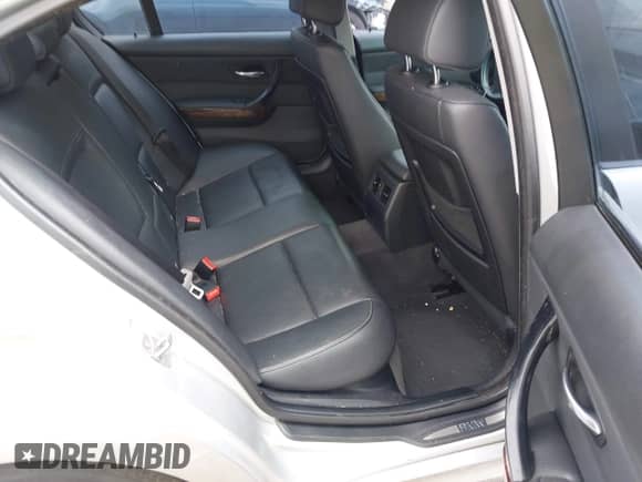 2009 BMW 3 Series 328i with VIN WBAPH73569A175459, listed as a IAAI auction lot 42446577 with 188,345 mi miles and . Bid and sale history available at DreamBid. Image 8.