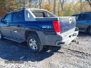 2002 Chevrolet Avalanche z VIN 3GNEK13TX2G265848, wystawiony jako IAAI lot #43499185 z przebiegiem 203 455 mil mil oraz . Historia ofert i sprzedaży dostępna na DreamBid. Obrazek 3.