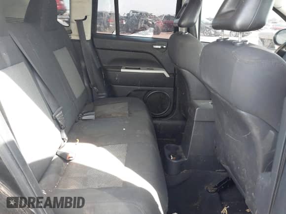 2008 Jeep Compass Sport with VIN 1J8FT47068D778685, listed as a IAAI auction lot 43249617 with Not provided miles and . Bid and sale history available at DreamBid. Image 8.