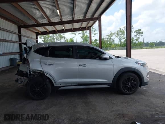 2018 Hyundai Tucson SEL Plus с VIN KM8J33A49JU762277, выставлен на аукционе IAAI как лот 42601893 с пробегом 99 881 миль миль и . История ставок и продаж доступна на DreamBid. Изображение 13.