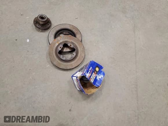 1994 Honda Accord LX с VIN 1HGCE1821RA004495, выставлен на аукционе Copart как лот 64223535 с пробегом Не указан миль и Чистый • Clean title. История ставок и продаж доступна на DreamBid. Изображение 12.