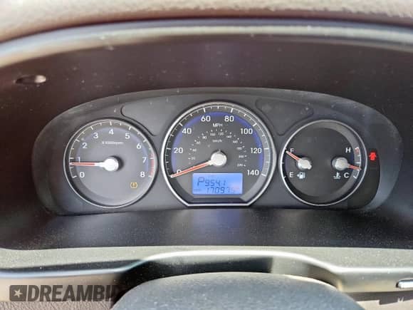 2011 Hyundai Santa Fe GLS with VIN 5XYZG4AG9BG012330, listed as a Copart auction lot 63875825 with 170,979 mi miles and Salvage title. Bid and sale history available at DreamBid. Image 9.