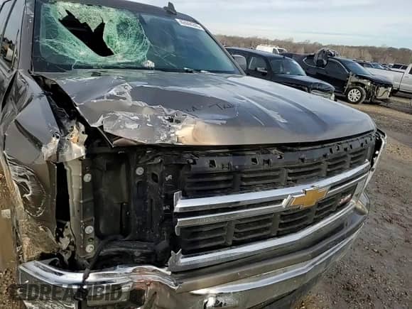 2015 Chevrolet Silverado 1500 LT с VIN 3GCUKREC1FG224367, выставлен на аукционе Copart как лот 42444245 с пробегом 142 983 миль миль и Списание • Salvage title. История ставок и продаж доступна на DreamBid. Изображение 10.