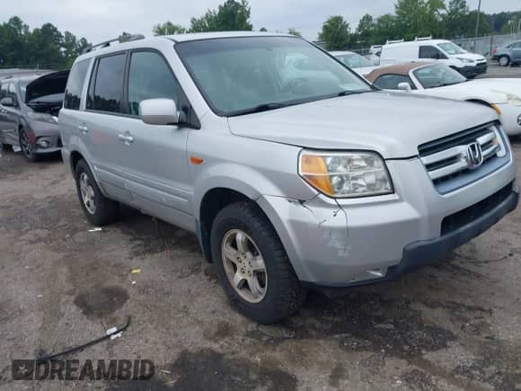2006 Honda Pilot EX-L z VIN 2HKYF18676H505738, wystawiony jako IAAI lot #43023107 z przebiegiem 186 550 mil mil oraz . Historia ofert i sprzedaży dostępna na DreamBid. Obrazek 1.