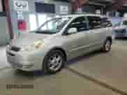 2004 Toyota Sienna XLE z VIN 5TDZA22C94S035808, wystawiony jako Copart lot #82506855 z przebiegiem 169 350 mil mil oraz Czysty tytuł • Clean title. Historia ofert i sprzedaży dostępna na DreamBid. Obrazek 1.