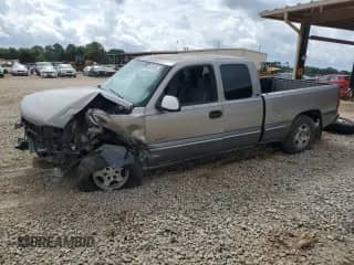 1999 Chevrolet Silverado 1500 LS с VIN 2GCEC19V4X1230060, выставлен на аукционе Copart как лот 60424995 с пробегом Не указан миль и Списание • Salvage title. История ставок и продаж доступна на DreamBid. Изображение 1.