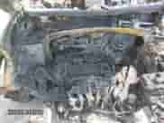 2014 Hyundai Santa Fe z VIN 5XYZTDLB8EG167775, wystawiony jako IAAI lot #42927978 z przebiegiem Nie podano mil oraz . Historia ofert i sprzedaży dostępna na DreamBid. Obrazek 10.