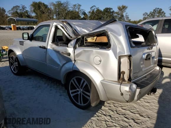 2007 Dodge Nitro SLT с VIN 1D8GT58K97W614062, выставлен на аукционе Copart как лот 75455024 с пробегом 183 994 миль миль и Списание • Salvage title. История ставок и продаж доступна на DreamBid. Изображение 2.