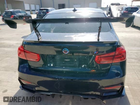 2018 BMW M3 CS с VIN WBS8M9C58J5L00059, выставлен на аукционе Copart как лот 82129015 с пробегом 66 347 миль миль и Списание • Salvage title. История ставок и продаж доступна на DreamBid. Изображение 6.