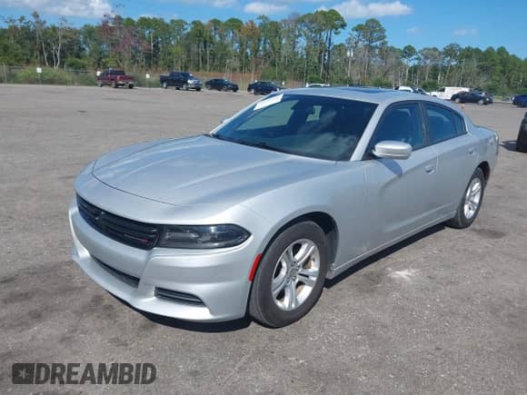2019 Dodge Charger SXT with VIN 2C3CDXBG0KH695250, listed as a IAAI auction lot 43240697 with 120,324 mi miles and . Bid and sale history available at DreamBid. Image 2.