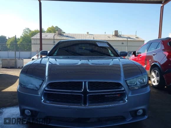 2013 Dodge Charger SXT с VIN 2C3CDXHG0DH725745, выставлен на аукционе IAAI как лот 43466038 с пробегом 105 591 миль миль и . История ставок и продаж доступна на DreamBid. Изображение 12.
