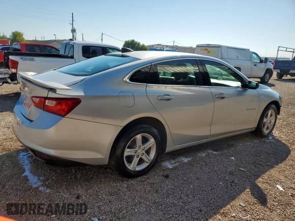 2020 Chevrolet Malibu LS z VIN 1G1ZB5ST2LF096729, wystawiony jako Copart lot #83996555 z przebiegiem 109 368 mil mil oraz Czysty tytuł • Clean title. Historia ofert i sprzedaży dostępna na DreamBid. Obrazek 3.