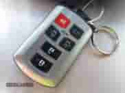 2017 Toyota Sienna XLE with VIN 5TDDZ3DC8HS182813, listed as a IAAI auction lot 43013976 with 124,184 mi miles and . Bid and sale history available at DreamBid. Image 11.