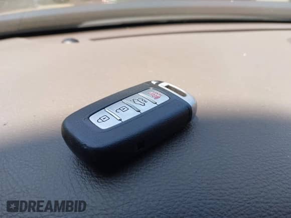 2011 Hyundai Genesis с VIN KMHGC4DE9BU139117, выставлен на аукционе IAAI как лот 42782673 с пробегом 150 640 миль миль и . История ставок и продаж доступна на DreamBid. Изображение 11.