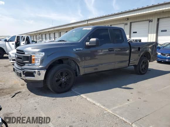 2018 Ford F-150 XL with VIN 1FTEX1CBXJFE43243, listed as a Copart auction lot 81540395 with 42,007 mi miles and Salvage title. Bid and sale history available at DreamBid. Image 1.