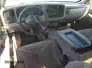 2000 GMC Sierra 1500 SLE с VIN 1GTEK19T5YE409936, выставлен на аукционе Copart как лот 59041535 с пробегом 210 541 миль миль и Списание • Salvage title. История ставок и продаж доступна на DreamBid. Изображение 8.