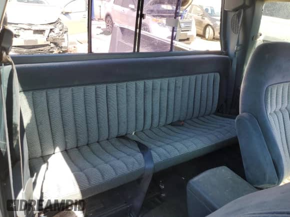 1994 GMC Sierra 1500 with VIN 2GTEC19K4R1550861, listed as a Copart auction lot 47827935 with 293,217 mi miles and Non repairable. Bid and sale history available at DreamBid. Image 10.