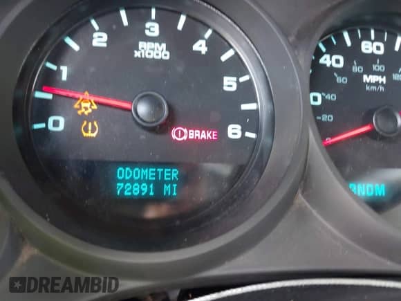 2011 Chevrolet Silverado 1500 LS z VIN 3GCPKREA3BG310821, wystawiony jako IAAI lot #42115265 z przebiegiem 72 891 mil mil oraz . Historia ofert i sprzedaży dostępna na DreamBid. Obrazek 15.