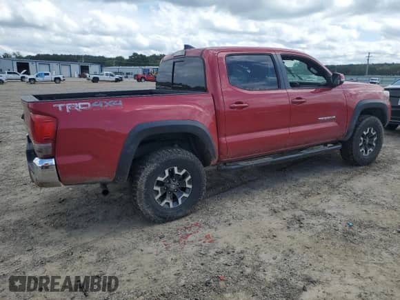 2017 Toyota Tacoma TRD Off Road z VIN 5TFCZ5AN9HX081092, wystawiony jako Copart lot #82072005 z przebiegiem 159 891 mil mil oraz Szkoda całkowita • Salvage title. Historia ofert i sprzedaży dostępna na DreamBid. Obrazek 3.