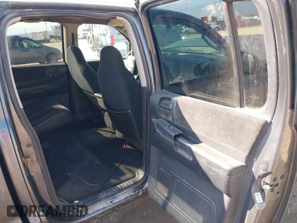 2002 Dodge Dakota SLT with VIN 1B7HG48N72S535842, listed as a IAAI auction lot 42152522 with Not provided miles and . Bid and sale history available at DreamBid. Image 8.