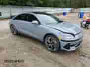 2024 Hyundai Ioniq 6 Limited с VIN KMHM54AC1RA076350, выставлен на аукционе Copart как лот 84796235 с пробегом 4 006 миль миль и Списание • Salvage title. История ставок и продаж доступна на DreamBid. Изображение 4.