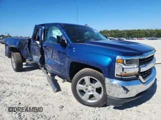 2017 Chevrolet Silverado 1500 LT z VIN 1GCRCRECXHZ136570, wystawiony jako Copart lot #86299755 z przebiegiem 135 207 mil mil oraz Szkoda całkowita • Salvage title. Historia ofert i sprzedaży dostępna na DreamBid. Obrazek 4.