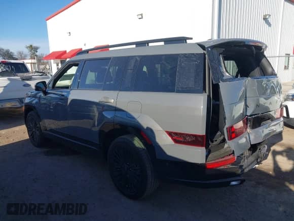 2025 Hyundai Santa Fe Calligraphy с VIN 5NMP54G10SH030902, выставлен на аукционе IAAI как лот 41164085 с пробегом 287 миль миль и . История ставок и продаж доступна на DreamBid. Изображение 3.