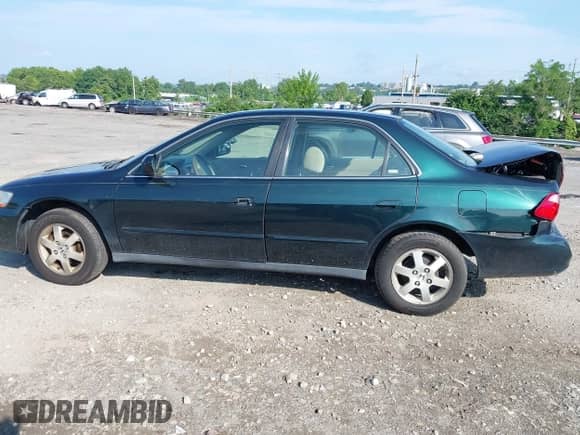 2000 Honda Accord SE с VIN JHMCG6697YC014133, выставлен на аукционе IAAI как лот 42682048 с пробегом 102 485 миль миль и . История ставок и продаж доступна на DreamBid. Изображение 14.