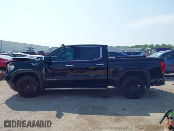 2023 GMC Sierra 1500 Denali с VIN 3GTUUGED0PG189331, выставлен на аукционе IAAI как лот 43173074 с пробегом 33 857 миль миль и . История ставок и продаж доступна на DreamBid. Изображение 14.