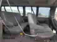 2002 Chevrolet Express с VIN 1GAHG39R921201628, выставлен на аукционе Copart как лот 52041725 с пробегом 72 472 миль миль и Чистый • Clean title. История ставок и продаж доступна на DreamBid. Изображение 11.