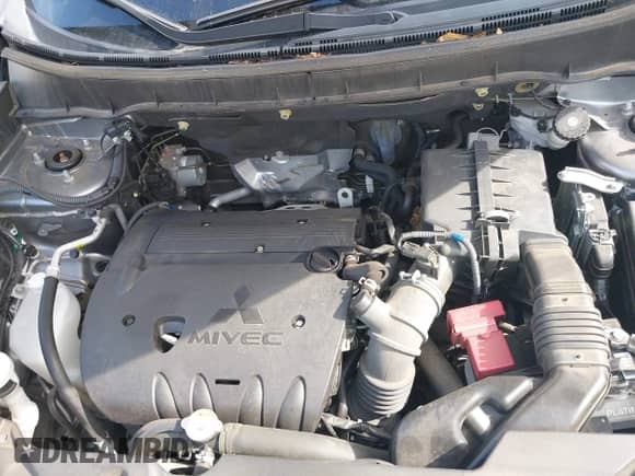 2021 Mitsubishi Outlander ES z VIN JA4ARUAU0MU022933, wystawiony jako IAAI lot #42848396 z przebiegiem 62 789 mil mil oraz . Historia ofert i sprzedaży dostępna na DreamBid. Obrazek 10.