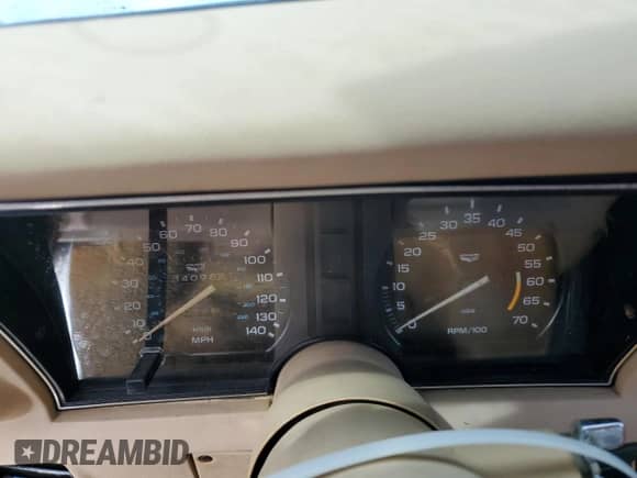 1979 Chevrolet Corvette с VIN 1Z8749S431929, выставлен на аукционе Copart как лот 75316594 с пробегом 84 098 миль миль и Списание • Salvage title. История ставок и продаж доступна на DreamBid. Изображение 9.