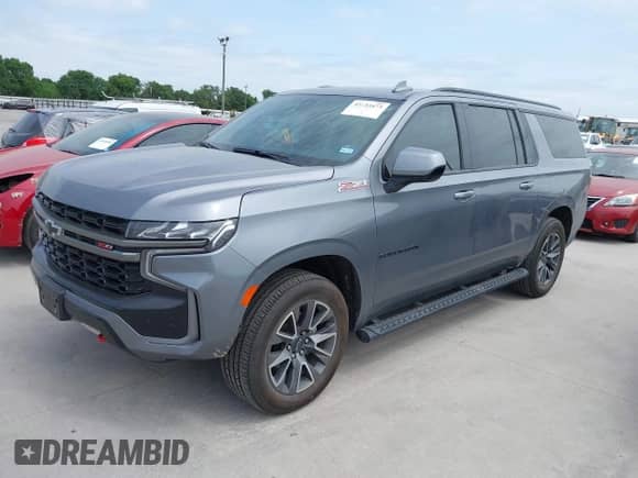 2021 Chevrolet Suburban Z71 с VIN 1GNSKDKD8MR375007, выставлен на аукционе IAAI как лот 42003473 с пробегом 100 538 миль миль и . История ставок и продаж доступна на DreamBid. Изображение 2.