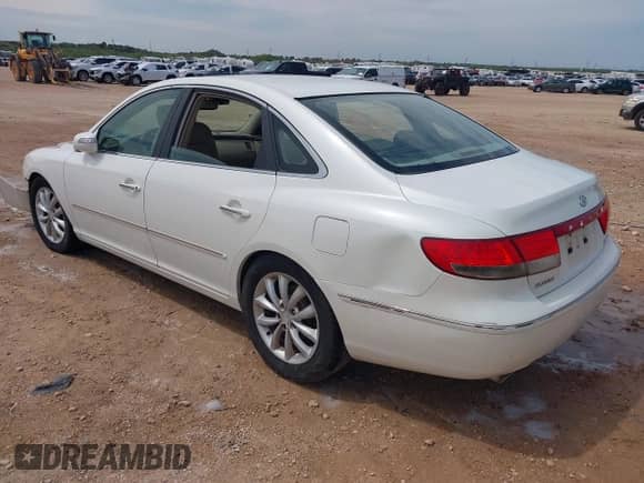 2007 Hyundai Azera SE с VIN KMHFC46F47A173444, выставлен на аукционе IAAI как лот 42684031 с пробегом Не указан миль и . История ставок и продаж доступна на DreamBid. Изображение 3.