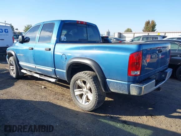 2005 Dodge 1500 SLT z VIN 1D7HU18D65S240272, wystawiony jako IAAI lot #43461471 z przebiegiem 156 858 mil mil oraz . Historia ofert i sprzedaży dostępna na DreamBid. Obrazek 3.