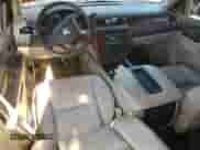 2011 Chevrolet Tahoe с VIN 1GNSKDFJ2BR259279, выставлен на аукционе Copart как лот 41371235 с пробегом 182 212 миль миль и Списание • Salvage title. История ставок и продаж доступна на DreamBid. Изображение 8.