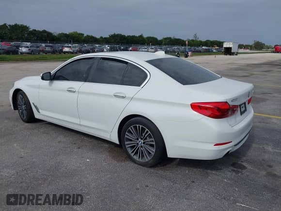 2018 BMW 5 Series 530i xDrive with VIN WBAJA7C52JG909607, listed as a IAAI auction lot 38487020 with Not provided miles and . Bid and sale history available at DreamBid. Image 3.