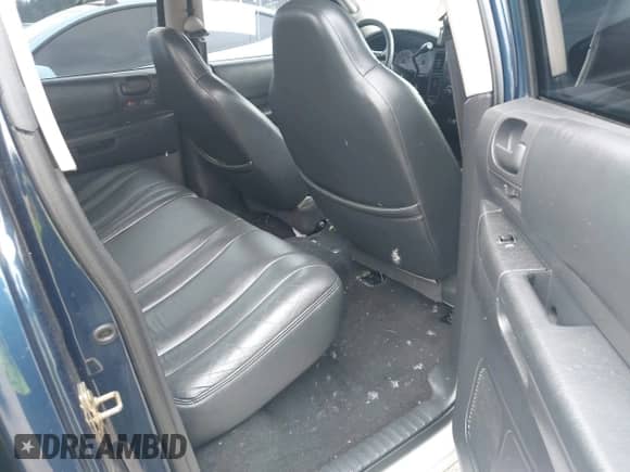 2001 Dodge Dakota Sport с VIN 1B7HG2AN41S234362, выставлен на аукционе IAAI как лот 42609255 с пробегом 152 723 миль миль и . История ставок и продаж доступна на DreamBid. Изображение 8.