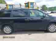 2017 Toyota Sienna XLE with VIN 5TDDZ3DC8HS182813, listed as a IAAI auction lot 43013976 with 124,184 mi miles and . Bid and sale history available at DreamBid. Image 14.